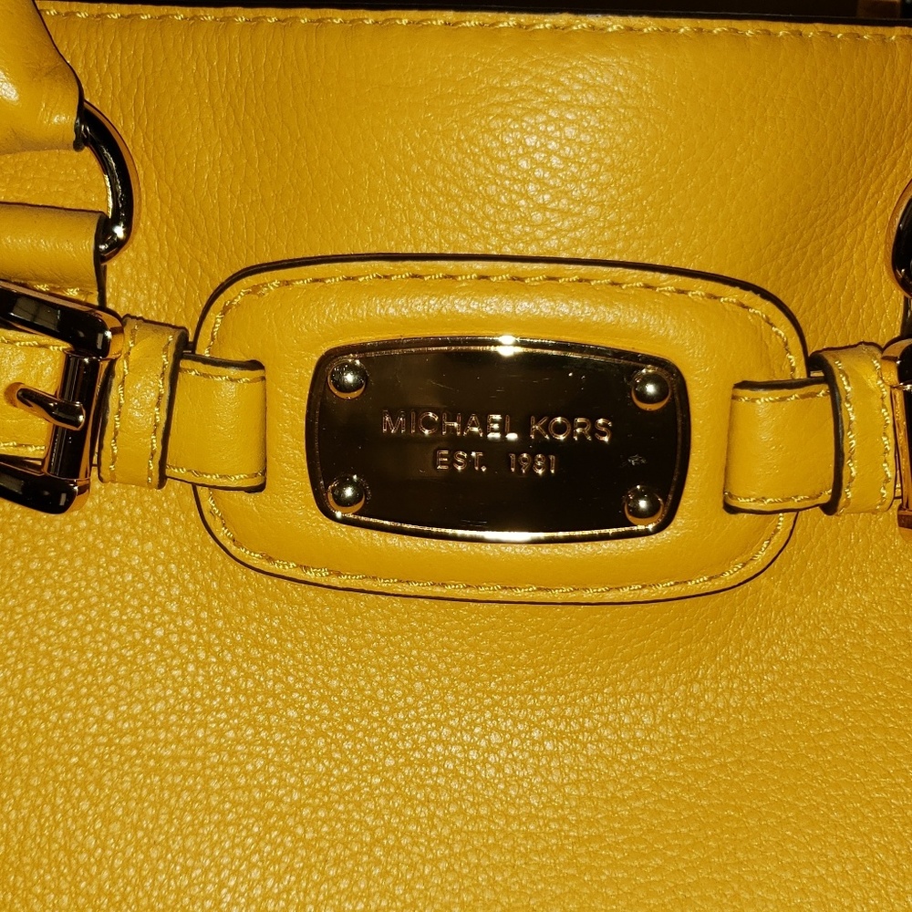 Michael Kors Bag. BRAND NEW! - Picture 4 of 7